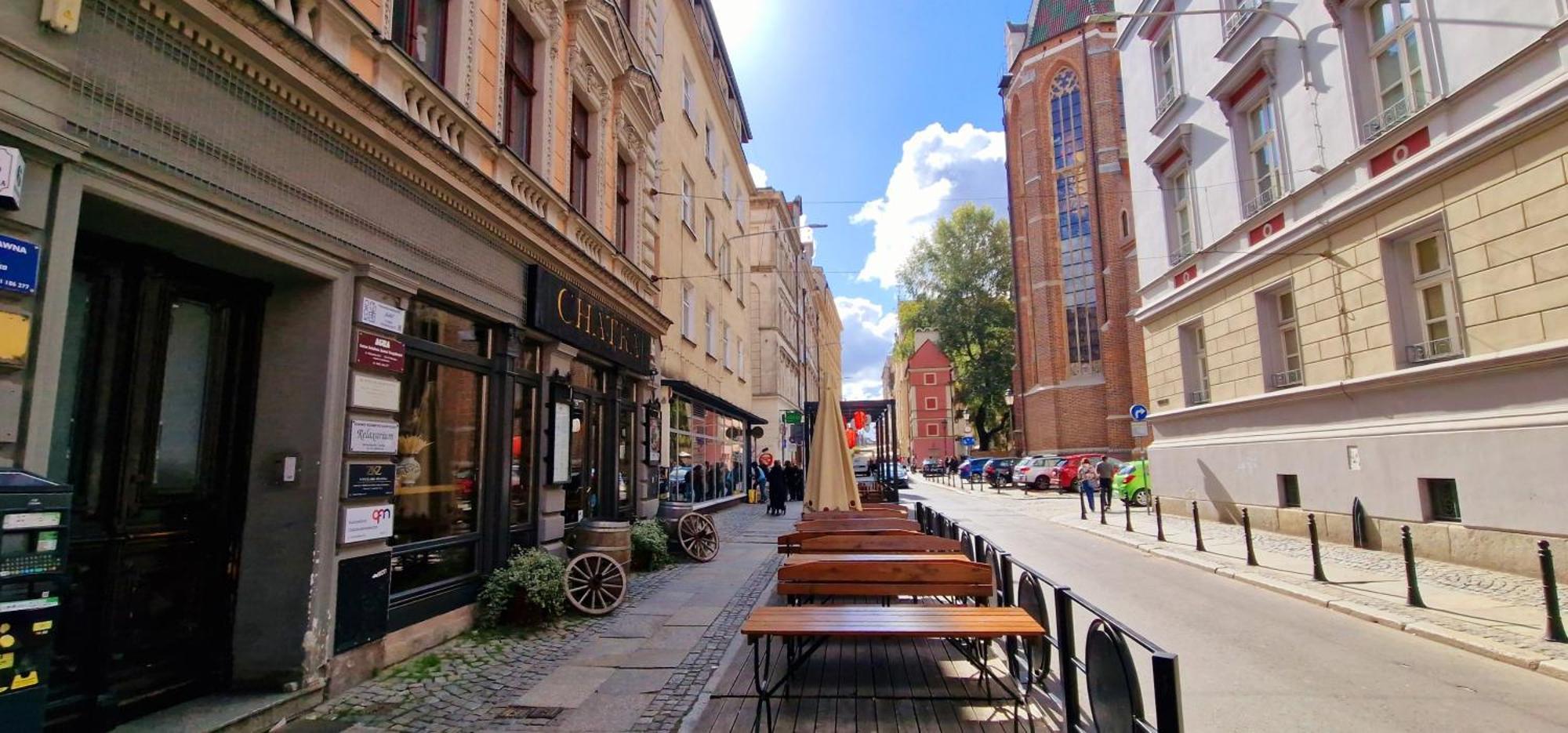 100 Steps From Rynek Apartment Wroclaw Exterior photo